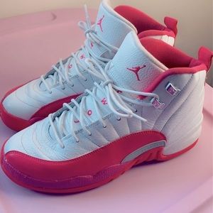 Jordan 12 Retro GS "Valentine's Day" 8Y